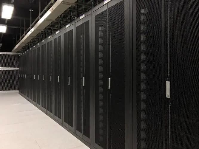 乌鲁木齐20A机柜租用价格